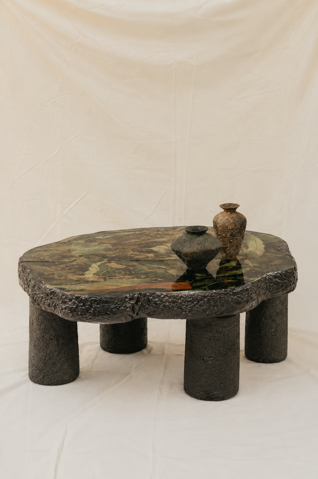 MESA AMORFA — REINO PROFUNDO / AMORPHOUS TABLE — DEEP KINGDOM