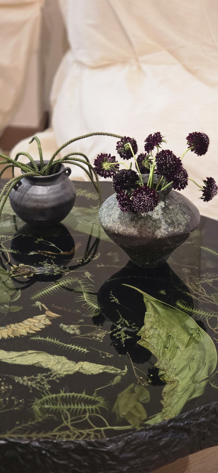 MESA AMORFA — REINO PROFUNDO / AMORPHOUS TABLE — DEEP KINGDOM
